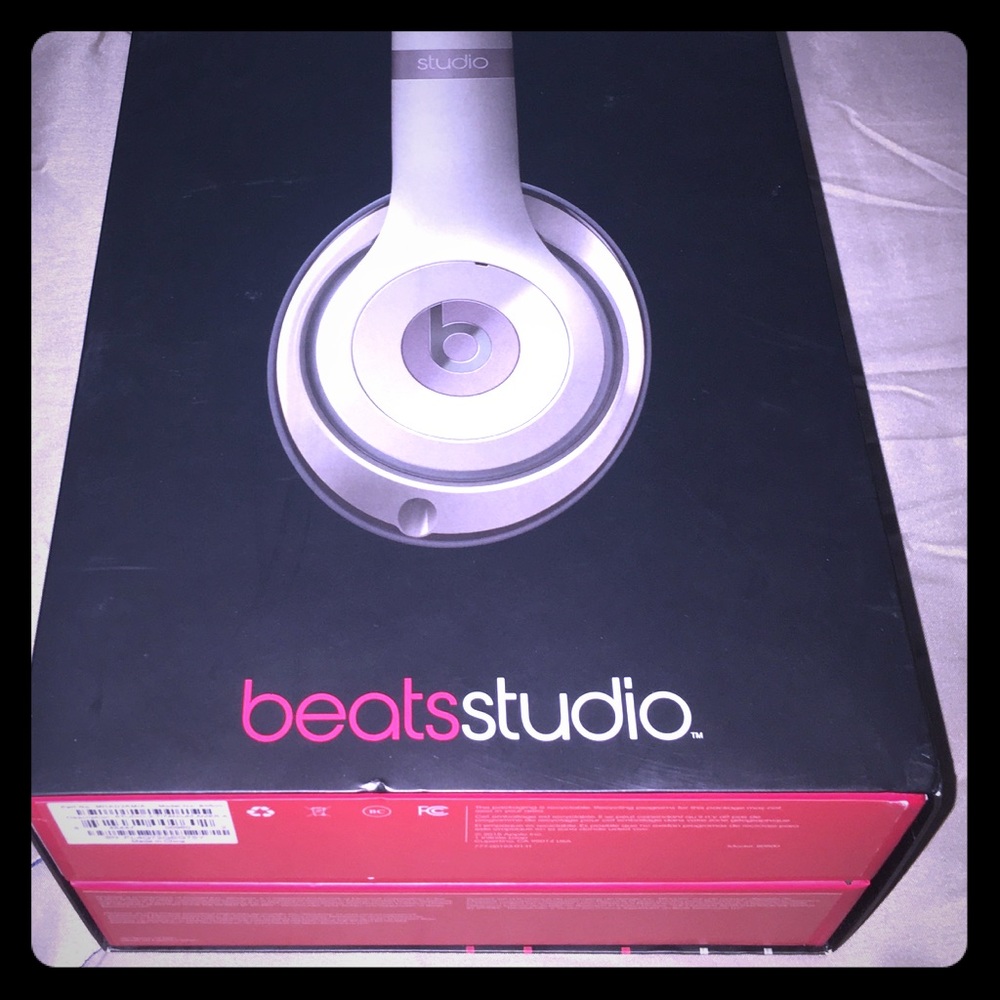 Beats by Dre. Beats studio